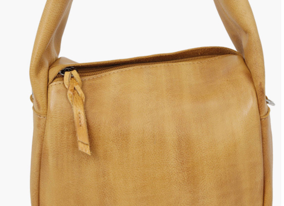 Handmade Vintage Distressed Leather Tote Bag – Soft Toast-Shaped Shoulder Purse